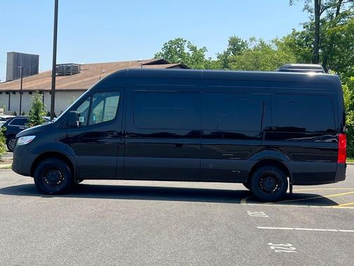 2025 Mercedes-Benz Sprinter 2500 High Roof