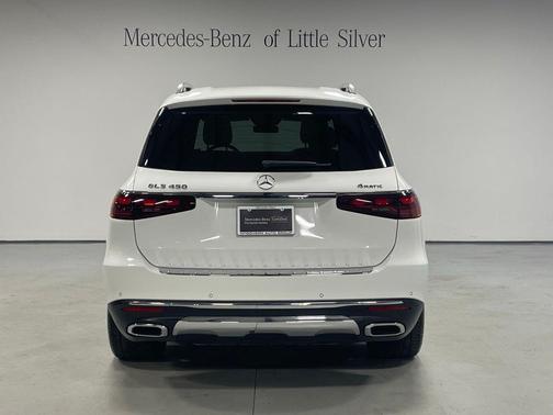 Polar White 2024 Mercedes-Benz GLS 450 4MATIC
