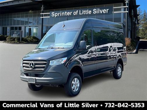 2025 Mercedes-Benz Sprinter 2500 Cargo 144 WB