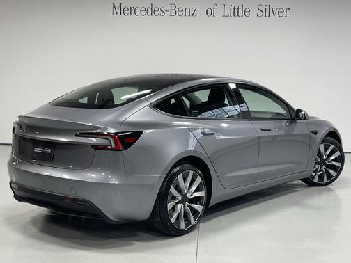 2025 Tesla Model 3 Long Range