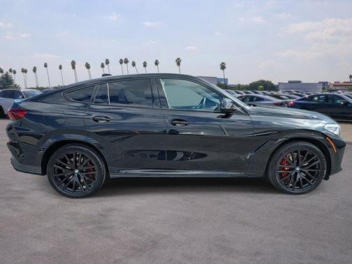 2023 BMW X6 xDrive40i