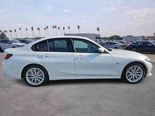 2023 BMW 330e 330e