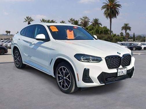 2025 BMW X4 xDrive30i