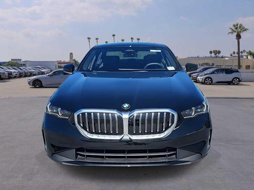 2026 BMW 530 i