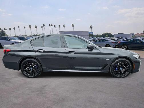 2023 BMW 530e 530e
