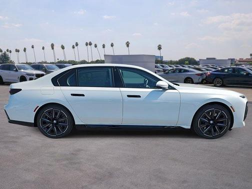 2026 BMW i7 EDrive50