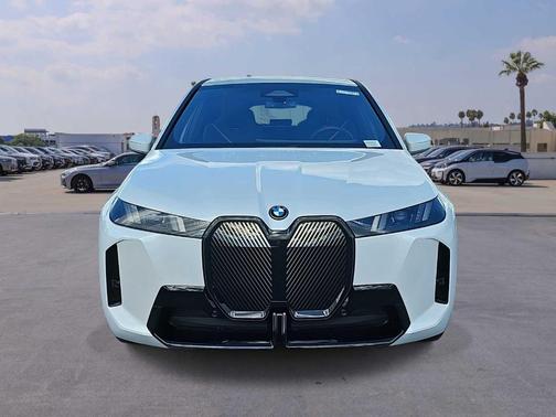 2026 BMW iX xDrive45