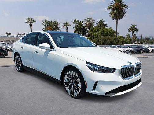2026 BMW i5 eDrive40