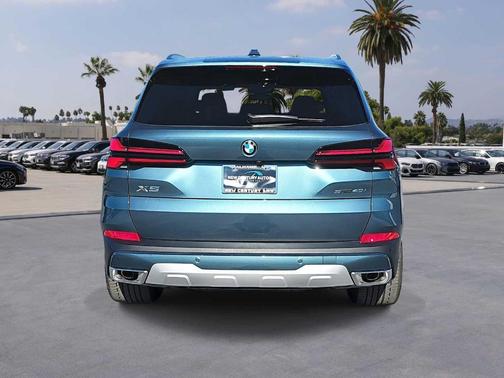 2026 BMW X5 sDrive40i