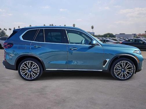 2026 BMW X5 sDrive40i