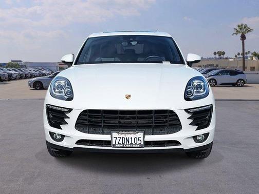2017 Porsche Macan Base