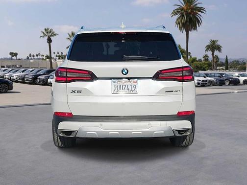 2023 BMW X5 sDrive40i