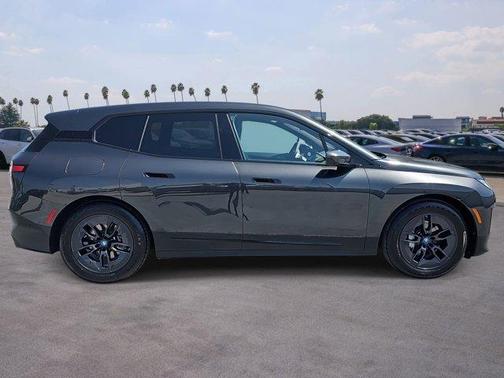 Dark Graphite Metallic 2023 BMW iX xDrive50