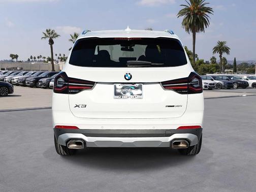 2023 BMW X3 sDrive30i
