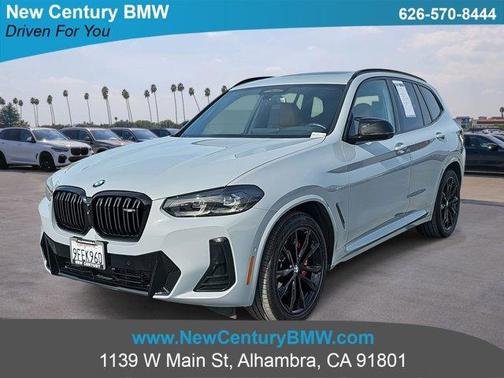 2023 BMW X3 M40i