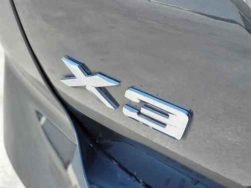 Dark Graphite Metallic 2023 BMW X3 xDrive30i