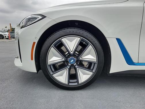 Alpine White 2023 BMW i4 Gran Coupe eDrive35