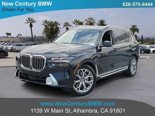 Black Sapphire Metallic 2024 BMW X7 xDrive40i