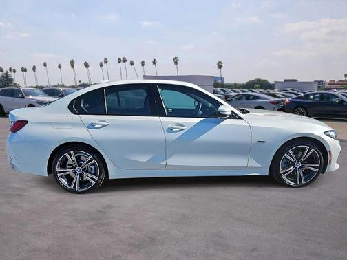 2023 BMW 330e 330e