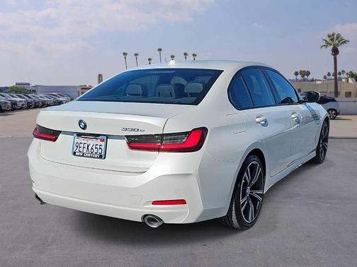 2023 BMW 330e 330e