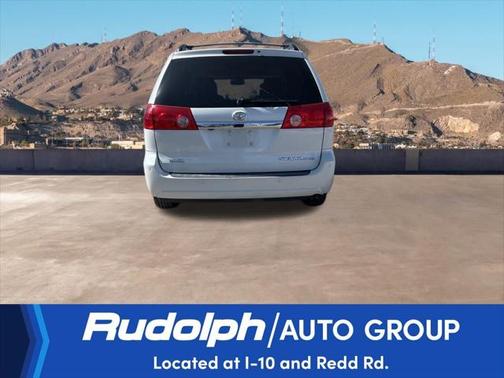 2008 Toyota Sienna XLE