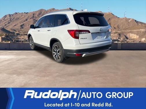 2022 Honda Pilot Touring 8-Passenger