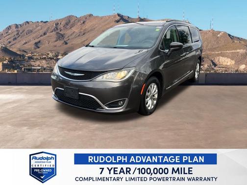 2017 Chrysler Pacifica Touring-L