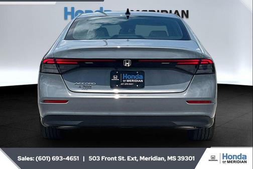 Platinum White Pearl 2026 Honda Accord SE