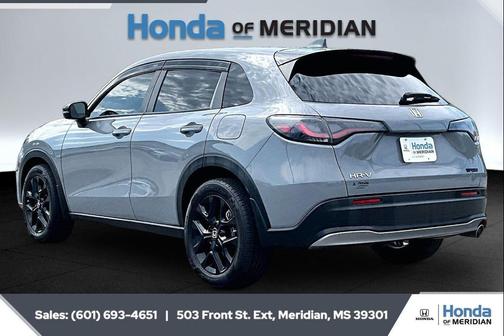 Urban Gray Pearl 2023 Honda HR-V AWD Sport