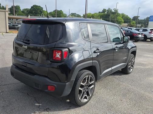 Black Clearcoat 2021 Jeep Renegade Jeepster 4x4