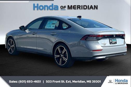 Urban Gray Pearl 2026 Honda Accord SE