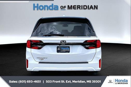 Platinum White Pearl 2026 Honda Odyssey EX-L