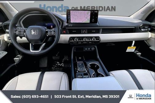 Solar Silver Metallic 2026 Honda Pilot Touring 8-Passenger