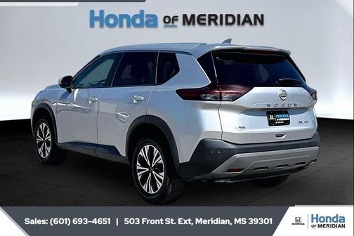 Brilliant Silver Metallic 2023 Nissan Rogue SV