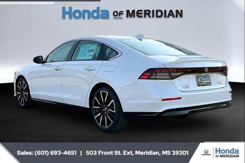 Platinum White Pearl 2026 Honda Accord Hybrid Touring