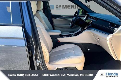 Baltic Gray Metallic Clearcoat 2025 Jeep Grand Cherokee L Limited