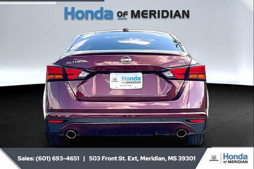 Garnet Pearl Metallic 2023 Nissan Altima 2.5 SL