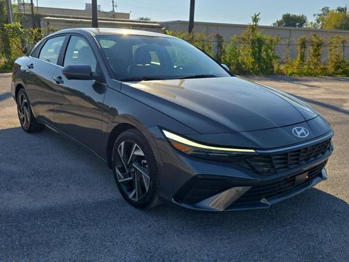 Amazon Gray 2024 Hyundai ELANTRA Limited