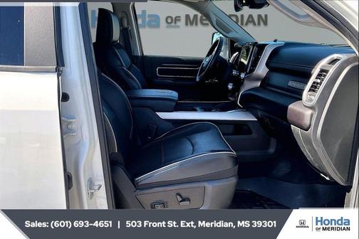 Pearl White 2023 RAM 2500 Laramie Crew Cab 4x4 6'4' Box