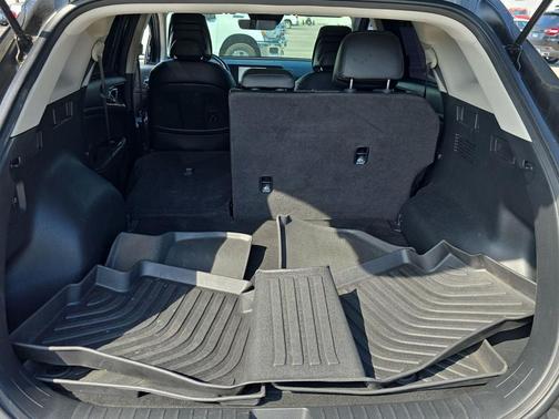 Ebony Black 2023 Kia Sportage EX