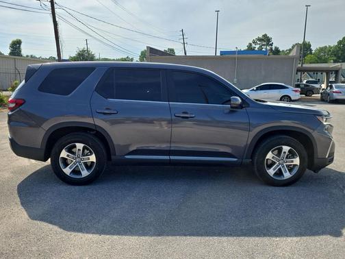 Modern Steel Metallic 2025 Honda Pilot EX-L