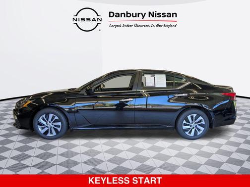 2022 Nissan Altima S FWD