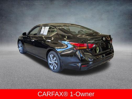 2022 Nissan Altima S FWD