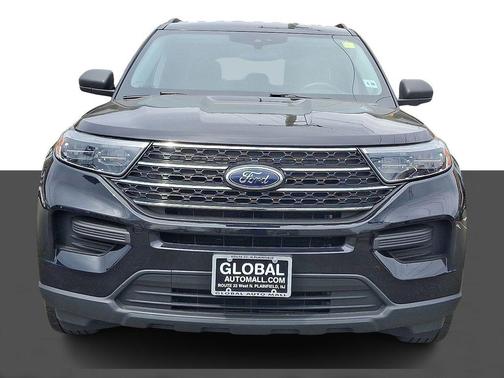Agate Black Metallic 2023 Ford Explorer XLT