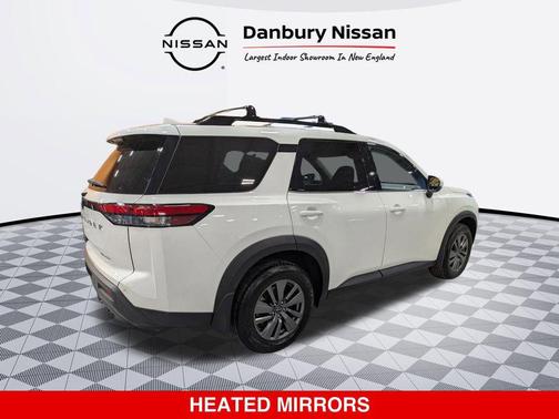 2024 Nissan Pathfinder SV 4WD