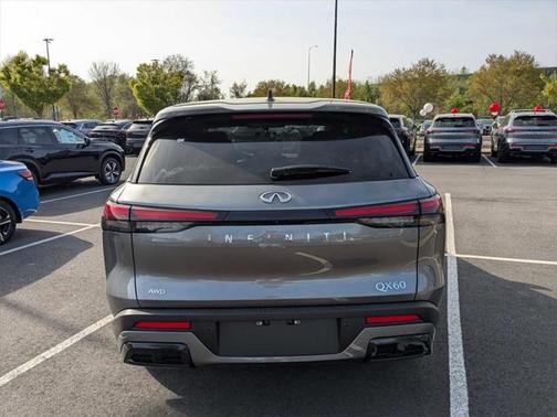 2025 INFINITI QX60 Pure