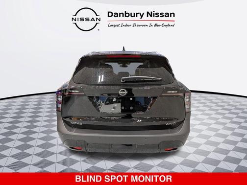 2025 Nissan Kicks SV