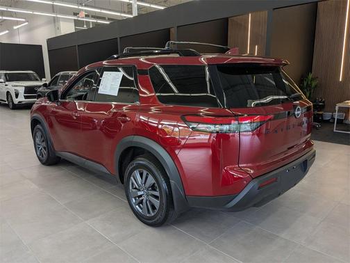 2023 Nissan Pathfinder SV 4WD