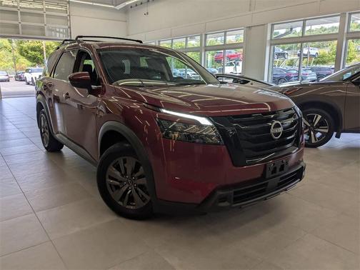 2023 Nissan Pathfinder SV 4WD