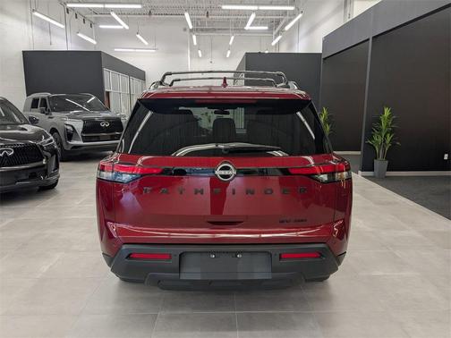 2023 Nissan Pathfinder SV 4WD